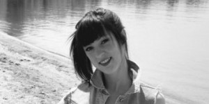 peachkellipop-bw